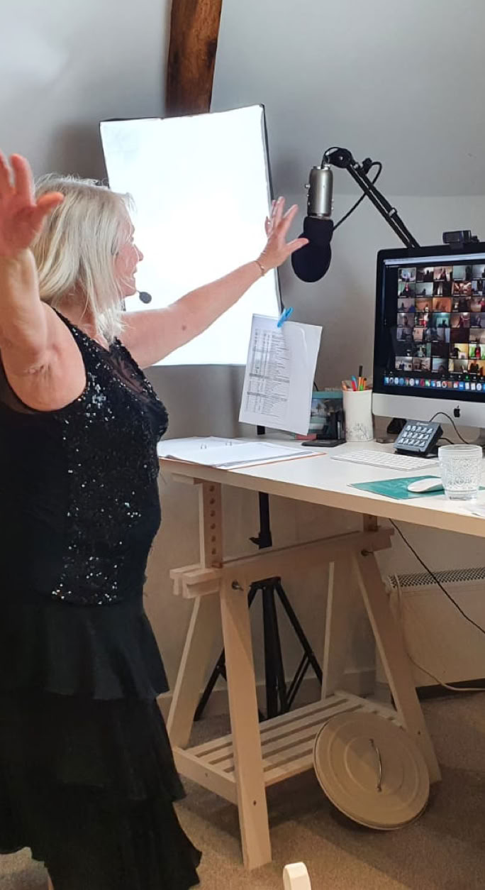 Susie Heath in the studio on a Zoom Transmission Lesson
